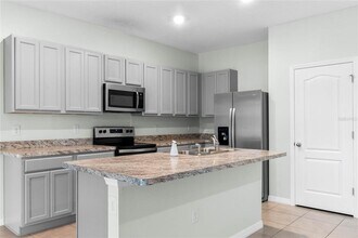 390 Feltrim Reserve Blvd in Davenport, FL - Building Photo - Building Photo