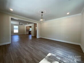 307 N Catawba St in Lancaster, SC - Foto de edificio - Building Photo