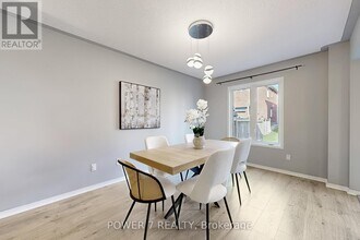 287 Penndutch Cir in Whitchurch-Stouffville, ON - Building Photo - Building Photo