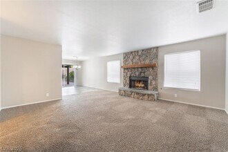 9924 Barrier Reef Dr in Las Vegas, NV - Building Photo - Building Photo