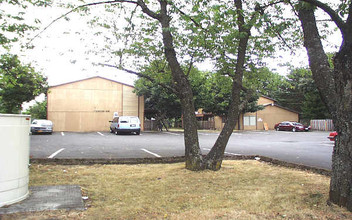 2606-2628 SE 129th Ave in Portland, OR - Building Photo - Building Photo