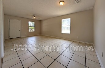 8364 Eaton Ave in Jacksonville, FL - Building Photo - Building Photo