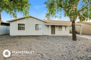 3769 E Surrey Ave in Phoenix, AZ - Building Photo