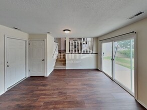 129 W 1225 N in Layton, UT - Foto de edificio - Building Photo