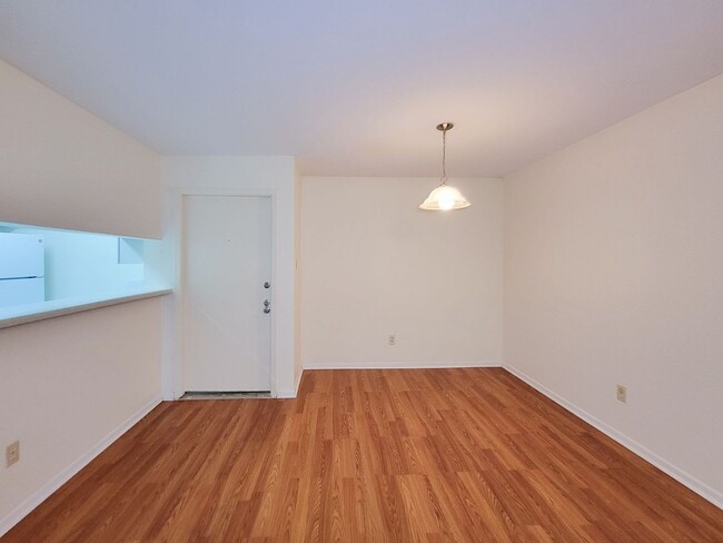 8435 Hearth Dr in Houston, TX - Building Photo - Building Photo