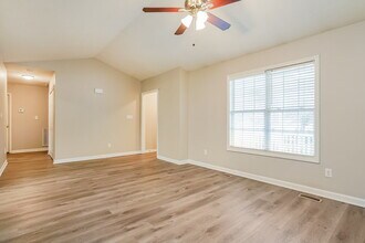 1256 Grovewood Dr, Unit 1221 in Clayton, NC - Building Photo - Building Photo