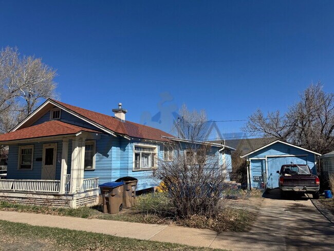 803 E Flint St in Laramie, WY - Building Photo - Building Photo