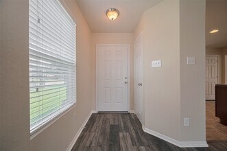 2315 Zephyr Ln in Rosenberg, TX - Building Photo - Building Photo