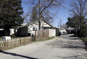 2620 Connie Dr in Sacramento, CA - Building Photo