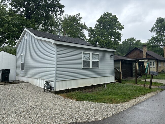 property at 43313 N Catherine Ave