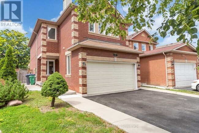 23 Valonia Dr in Brampton, ON - Building Photo - Building Photo