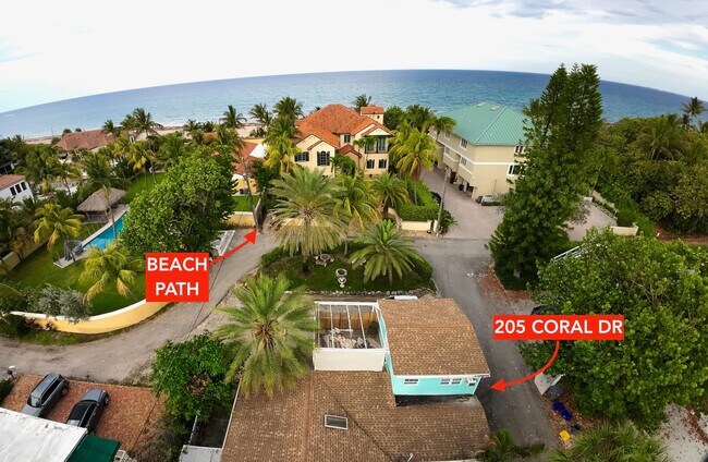 205 Coral Rd in Boynton Beach, FL - Building Photo - Building Photo