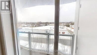 95 Barrie Rd in Orillia, ON - Building Photo - Building Photo