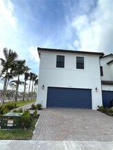 23172 SW 130th Ave in Miami, FL - Building Photo - Building Photo