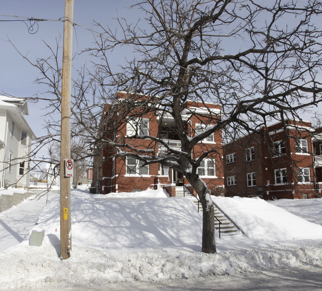 Shirley Apartments in Omaha, NE - Building Photo - Building Photo