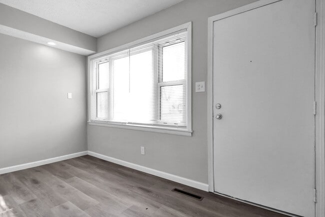 4294 Ellery Dr in Columbus, OH - Building Photo - Building Photo