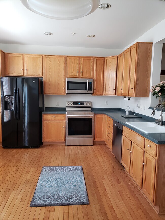 property at 3685 Madison View Ln