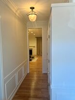 1721 Kingsgate Ct, Unit kingsgate in Alexandria, VA - Building Photo