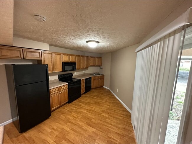 401 S Busey Ave in Urbana, IL - Building Photo - Building Photo