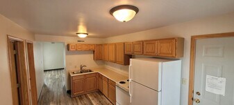 2311 Olive St in Cedar Falls, IA - Building Photo