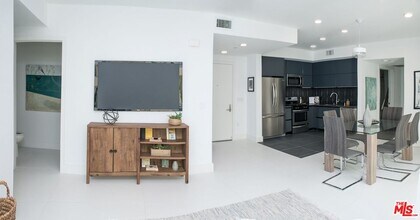 415 Le Doux Rd in Los Angeles, CA - Building Photo - Building Photo