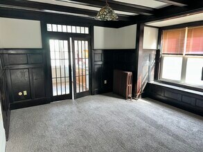 1663 Suburban Ave in Pittsburgh, PA - Building Photo - Building Photo