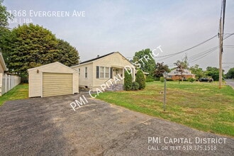 1368 Evergreen Ave in Rotterdam, NY - Building Photo - Building Photo