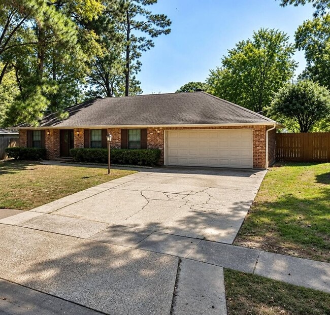 property at 2907 Salem Dr
