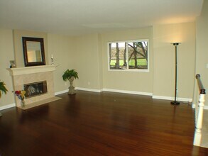 18500 Kingsdale Ave in Redondo Beach, CA - Building Photo - Building Photo