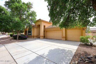 4263 E Cassia Ln in Gilbert, AZ - Foto de edificio - Building Photo
