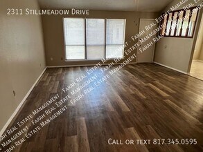 2311 Stillmeadow Dr in Arlington, TX - Building Photo - Building Photo