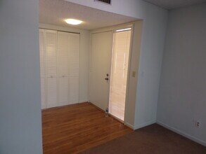 170 Palmetto Woods Ct, Unit 3D in Deltona, FL - Building Photo - Building Photo