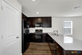 231 Gabbro Gdns in Maxwell, TX - Building Photo - Building Photo