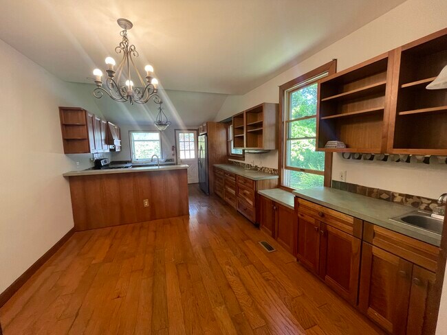 210 Mannion Ave, Unit B in Moorestown, NJ - Building Photo - Building Photo