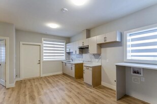 10897 Morrisette Pl in Maple Ridge, BC - Building Photo