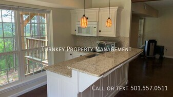 6911 Westridge Rd in Roland, AR - Building Photo