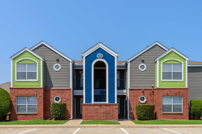 Country Park Apartment Homes in Denton, TX - Building Photo - Building Photo