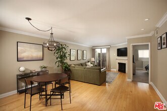 1000 S Westgate Ave in Los Angeles, CA - Building Photo - Building Photo