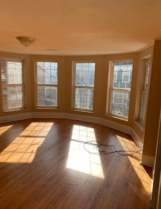 211 11th St in Parkersburg, WV - Building Photo - Building Photo