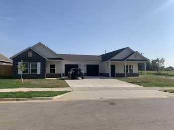 800 Vly Oaks Ln in Centerton, AR - Building Photo