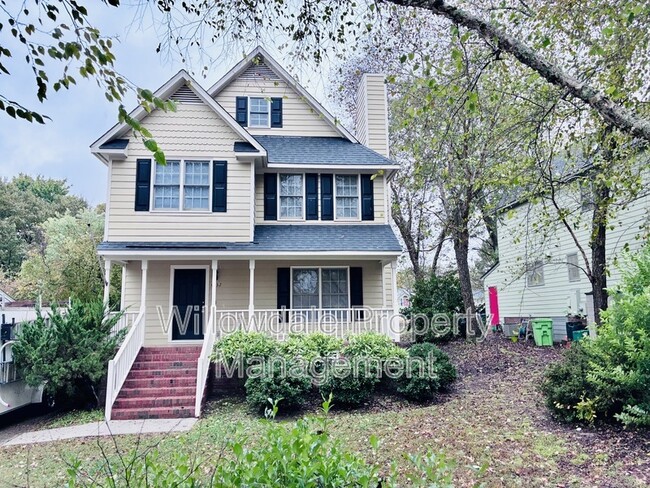 property at 4932 Harbour Towne Dr