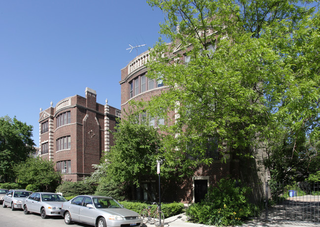 5327 S Dorchester Ave in Chicago, IL - Building Photo - Building Photo