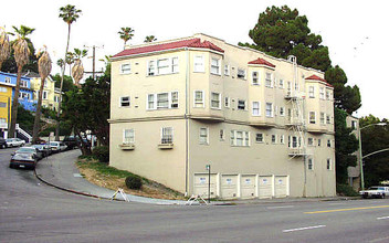 809 E 28th St in Oakland, CA - Building Photo - Building Photo