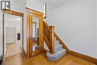 35 Gage Ave S in Hamilton, ON - Building Photo - Building Photo