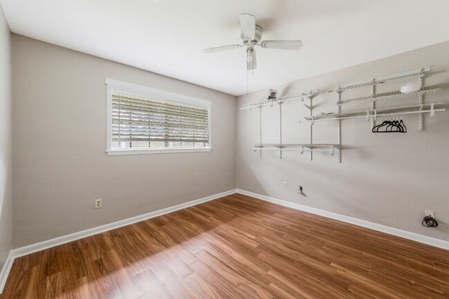 130 Huggins Rd in Lafayette, LA - Building Photo - Building Photo