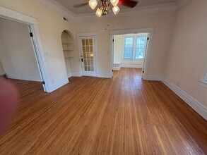1508 W Columbia Ter in Peoria, IL - Building Photo - Building Photo