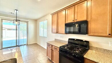 1124 W Fir Tree Rd in San Tan Valley, AZ - Building Photo - Building Photo