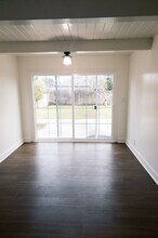 1370 Hollyburne Ave in Menlo Park, CA - Building Photo - Building Photo