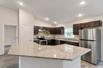 2796 SW 161st Loop in Ocala, FL - Building Photo - Building Photo