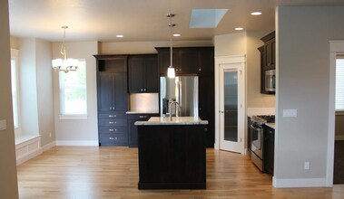 2678 E Ragusa Ln in Meridian, ID - Building Photo - Building Photo